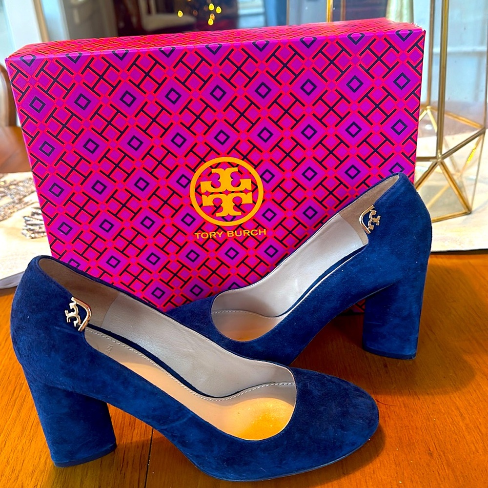 Tory Burch Navy Suede Stacked Heel Size 7